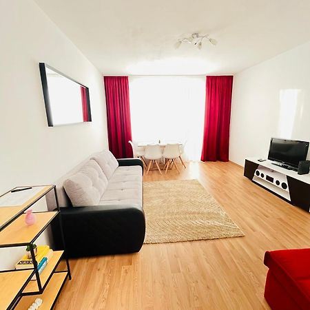 Magnifique Appartment Linz Exterior photo