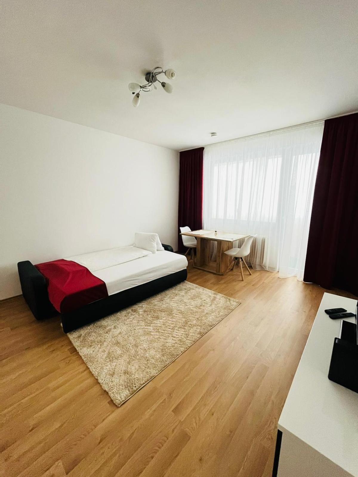 Magnifique Appartment Linz Exterior photo