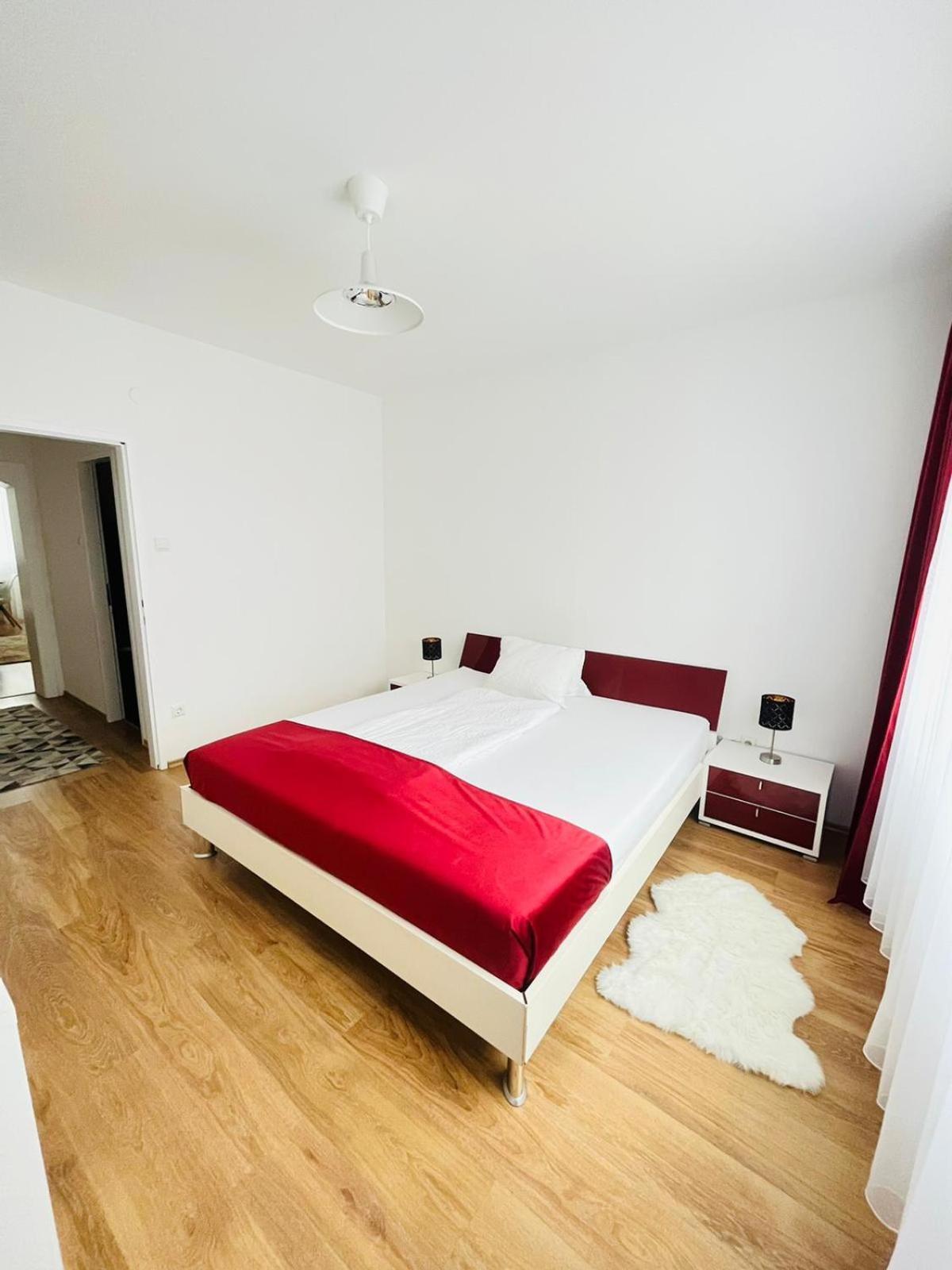 Magnifique Appartment Linz Exterior photo